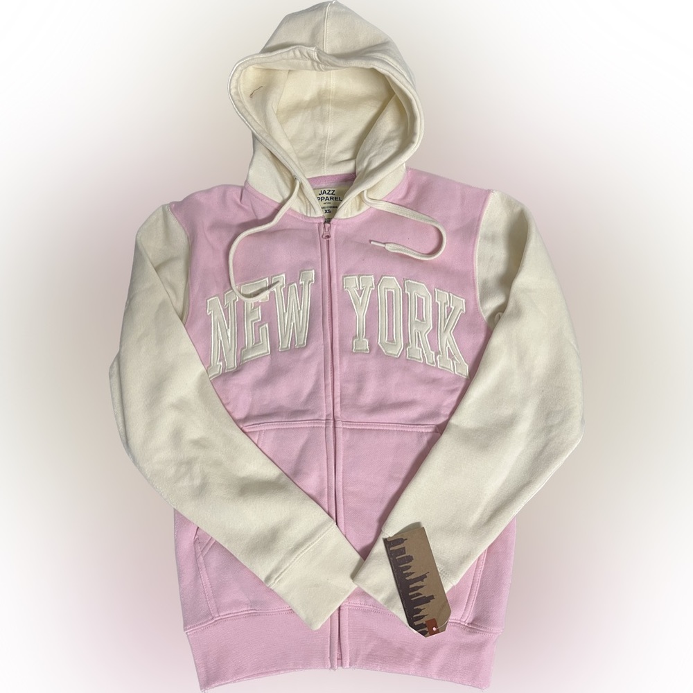 Stylish NYC Zipper Sweater in White and Pink - Perfect for a Trendy Look